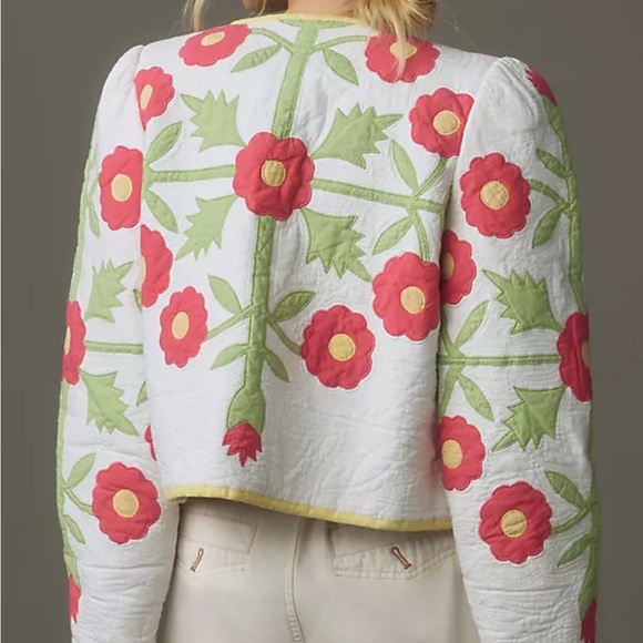 Love The Label Jackets & Blazers - Love the Label reversible Floral Embroidered quilted small Jacket NWT